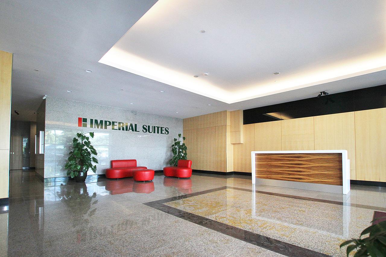 Bernard Holiday Home @ Imperial Suites קוצ'ינג מראה חיצוני תמונה