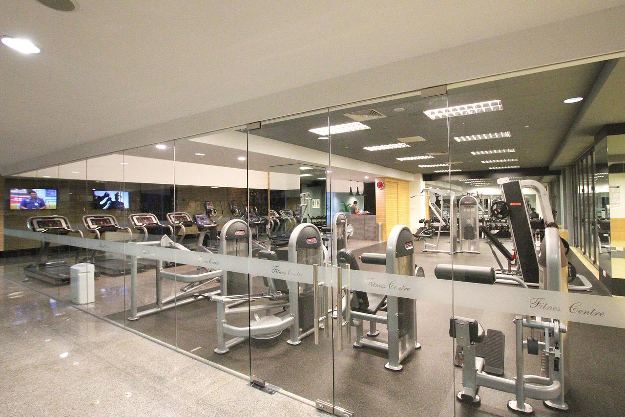 Bernard Holiday Home @ Imperial Suites קוצ'ינג מראה חיצוני תמונה