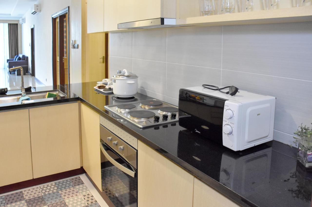Bernard Holiday Home @ Imperial Suites קוצ'ינג מראה חיצוני תמונה